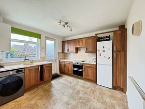 Photo 11- click for photo gallery